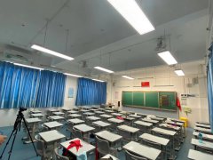 学校黑板灯安装标准